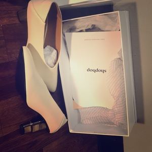 Jagga v cut convertible pump khaki / chalk